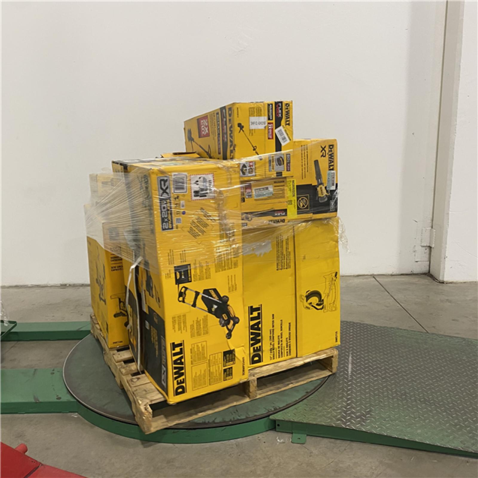Dallas Location - As-Is Tool Pallet