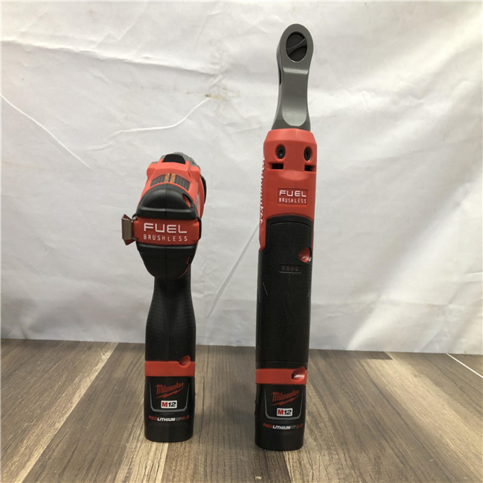 AS-IS Milwaukee 12V Lithium-Ion Cordless Screwdriver  3/8 in. High Speed Ratchet  Light Combo Kit
