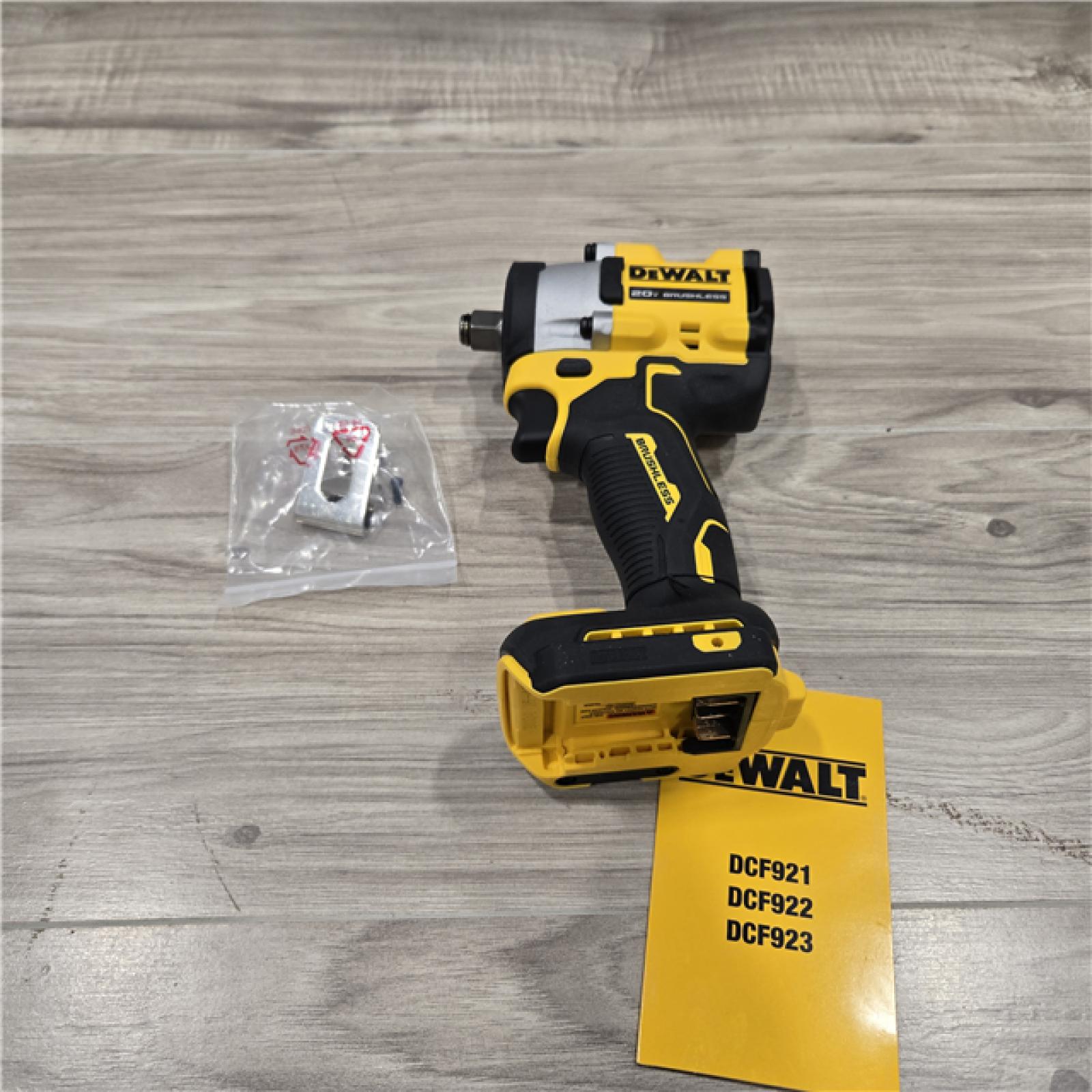 LIKE NEW! - DEWALT ATOMIC 20V MAX Cordless Impact Wrench (Tool Only)