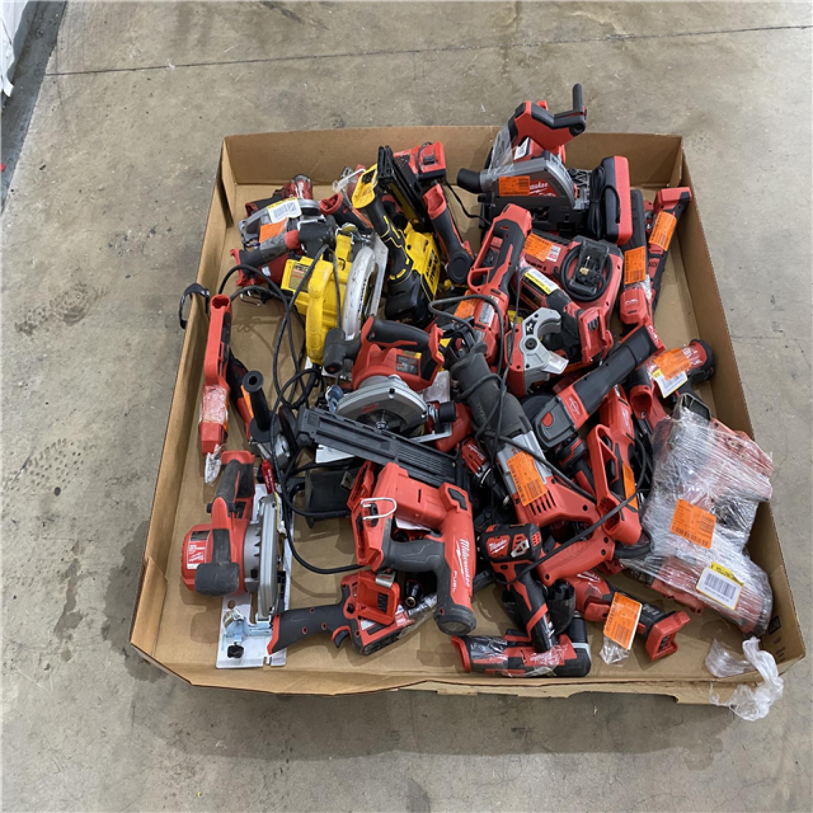 Houston Location AS IS - Tool Pallet