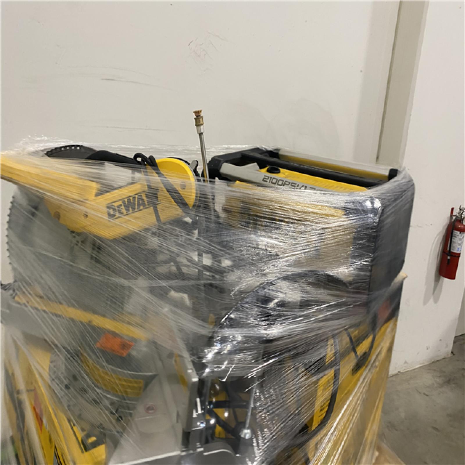 Dallas Location - As-Is DEWALT Tool Pallet
