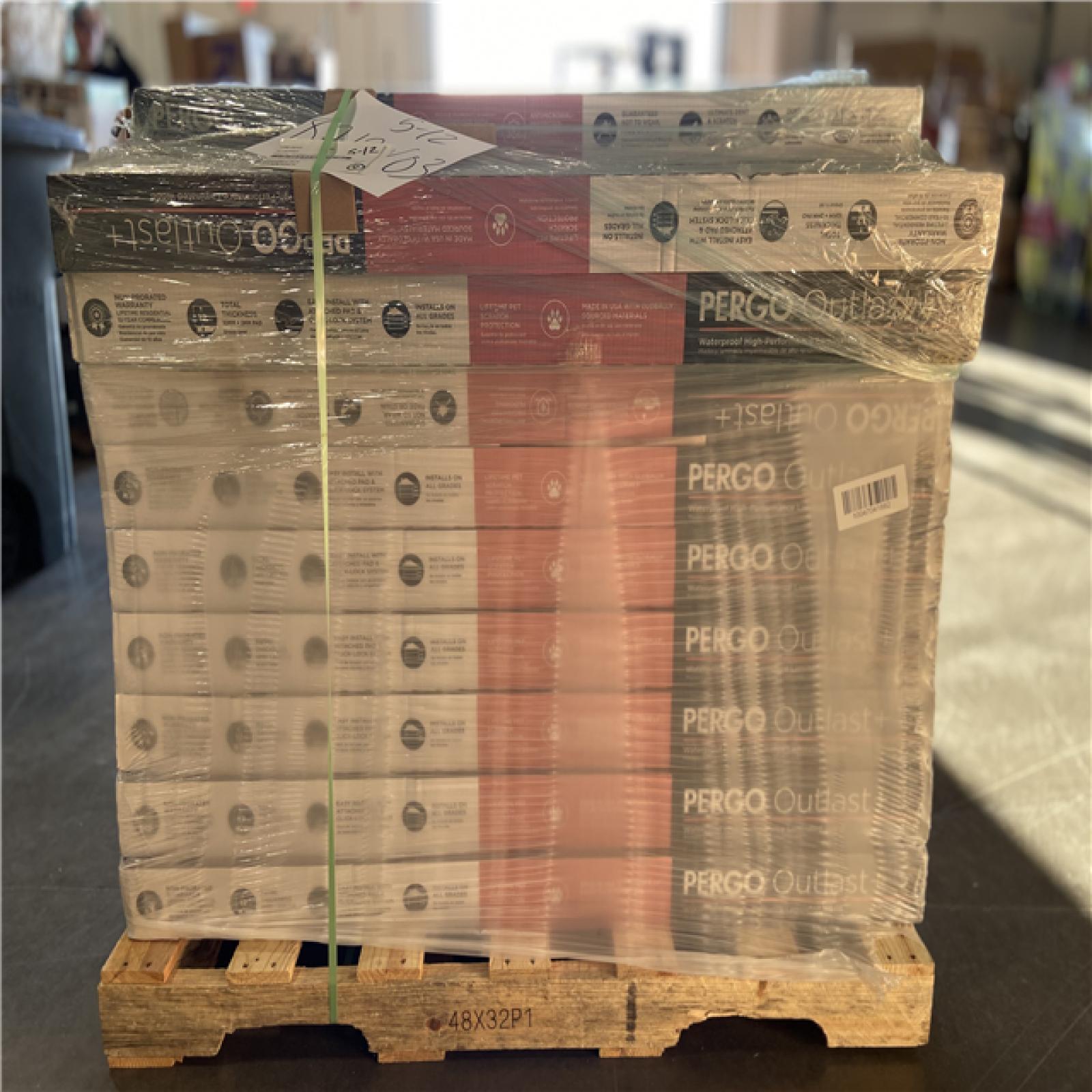 DALLAS LOCATION - Pergo Outlast+ Auburn Scraped Oak 12 mm T x 6.1 in. W Waterproof Laminate Wood Flooring (16.12 sq. ft./case) PALLET -(37 CASES)