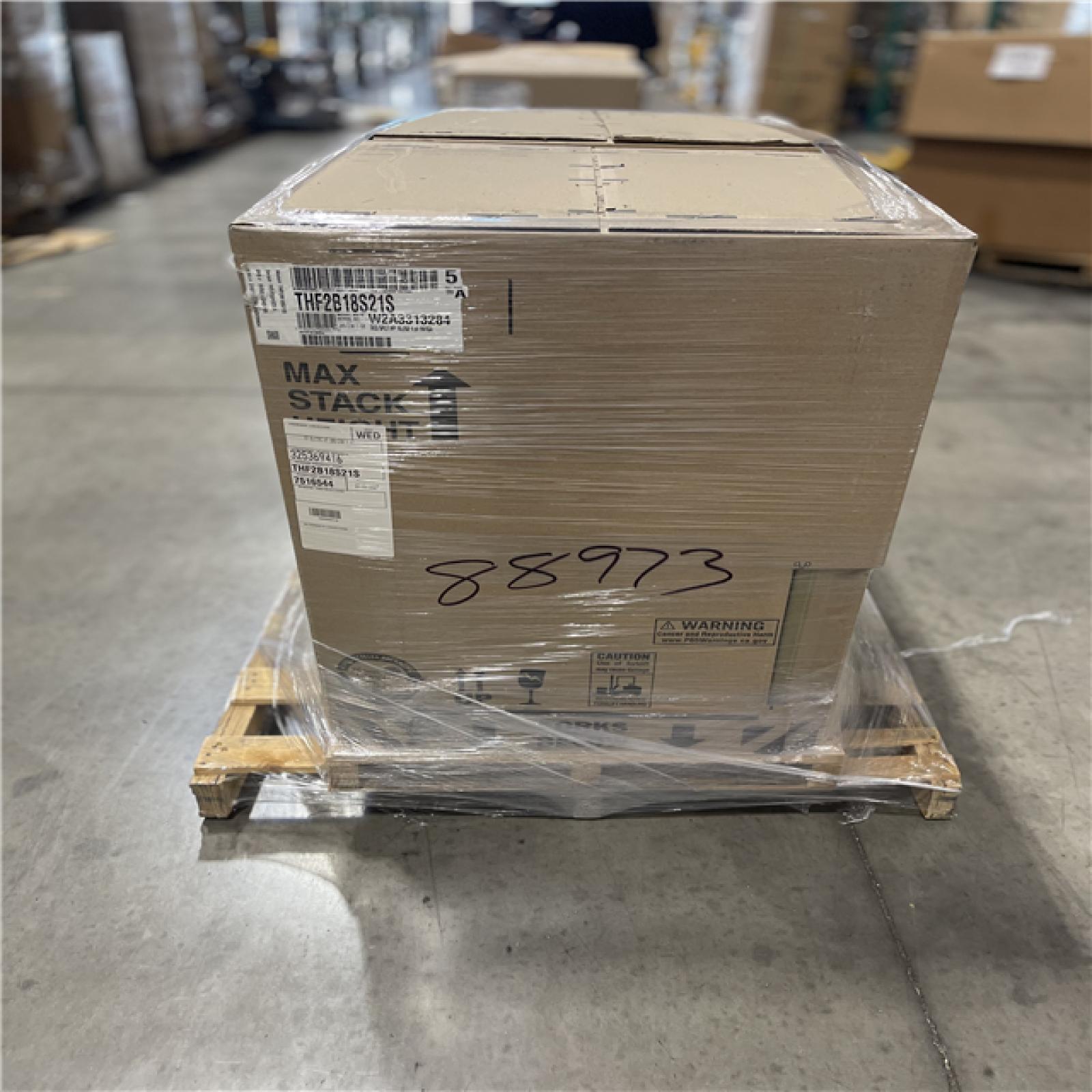 DALLAS LOCATION- JOHNSON CONTROLS 1.5 TON 15.2SEER CONDENSER (2 UNITS)