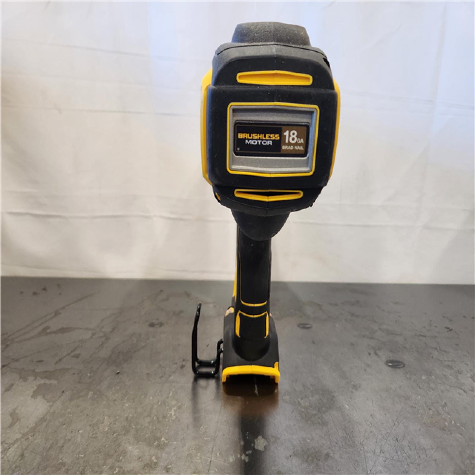 AS-IS- DeWalt 20V MAX XR Lithium-Ion Cordless 18-Gauge Brad Nailer (Tool Only)