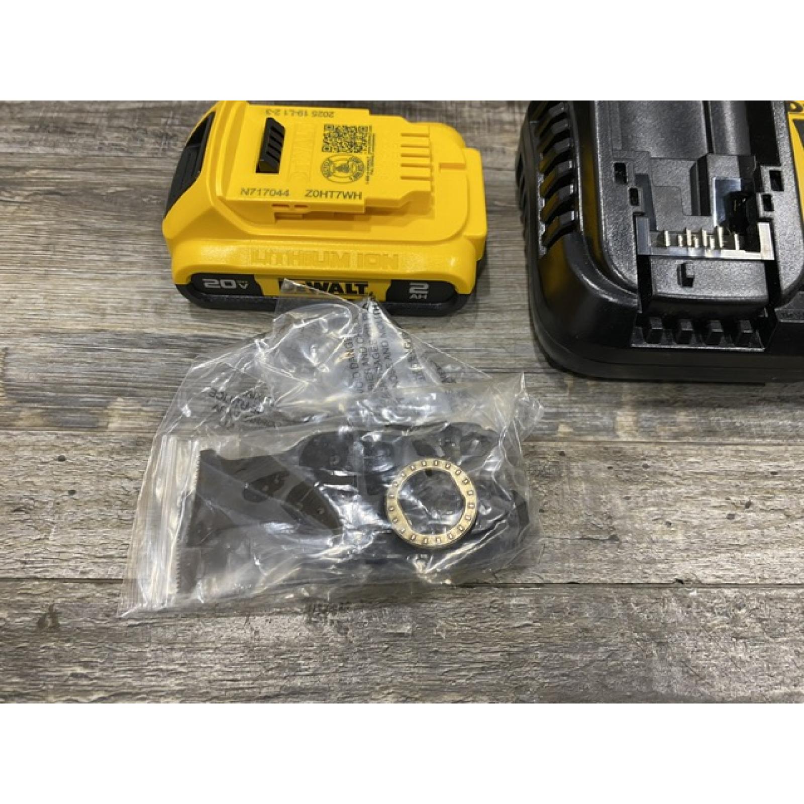 AS-IS DEWALT ATOMIC 20V MAX Cordless Brushless Oscillating Multi Tool Kit