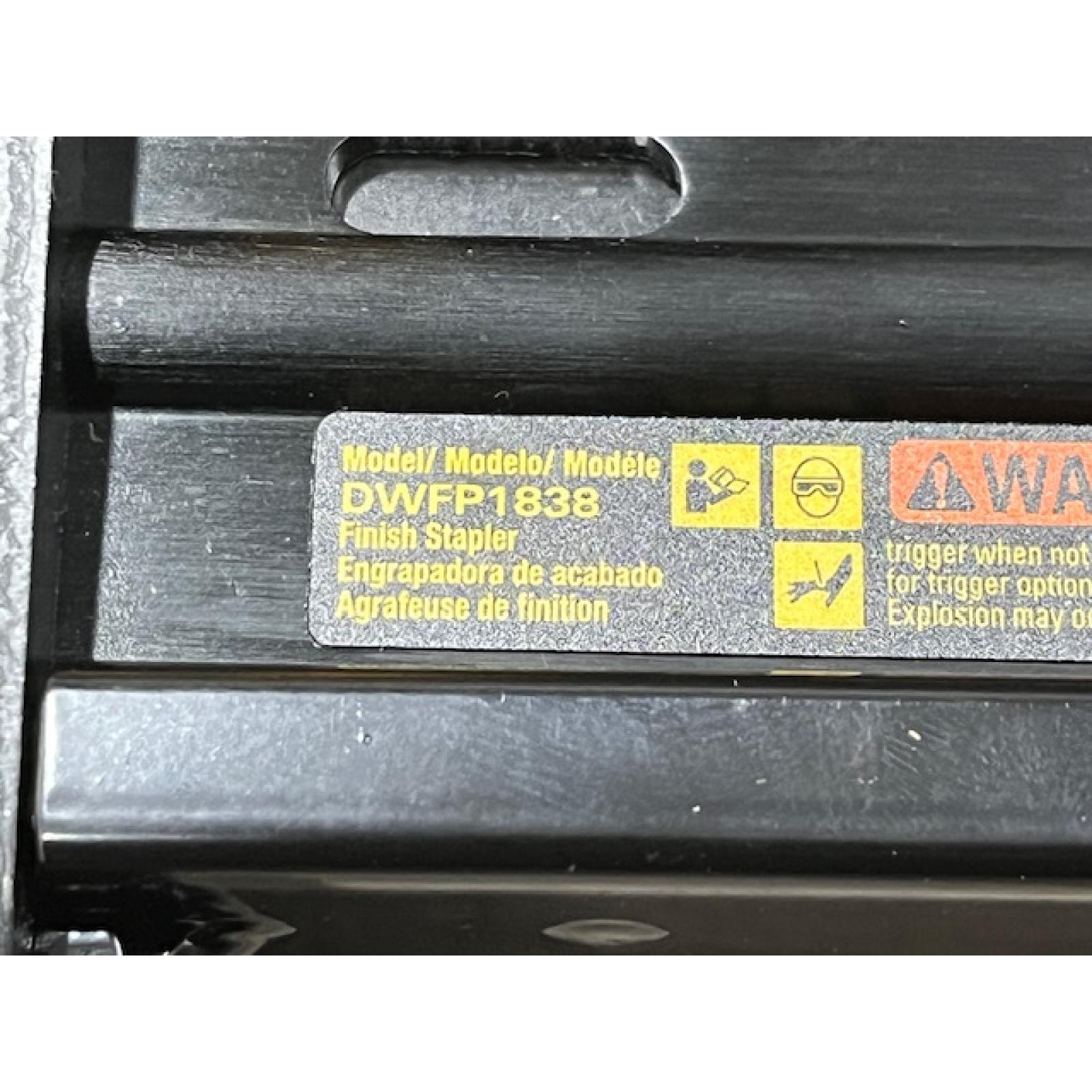 AS-IS DEWALT 12V MAX Lithium-Ion 100 ft. Green Self-Leveling 3-Beam 360 Degree Laser Level Kit