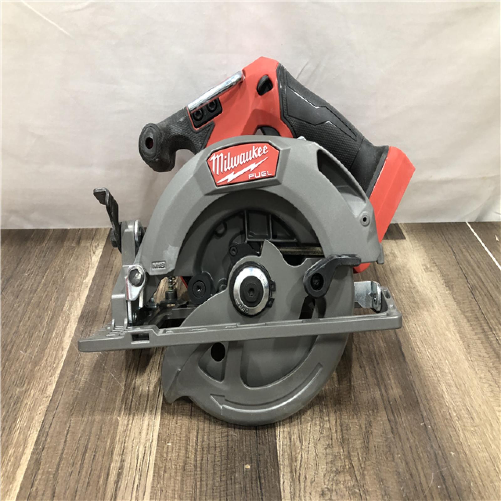 AS-IS Milwaukee M12 12-Volt Lithium-Ion Cordless Cable Stapler (Tool-Only)