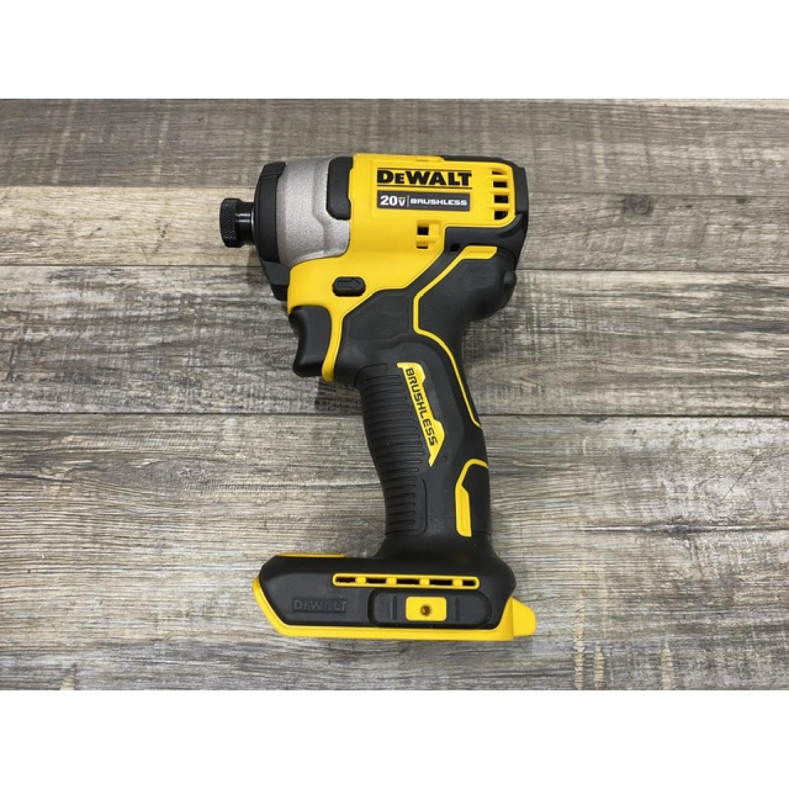 AS-IS DEWALT Atomic 20V Max Lithium-Ion Brushless Cordless Compact 1/4 in. Impact Driver Kit