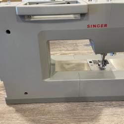 AS-IS Singer 6600C Heavy Duty Sewing Machine