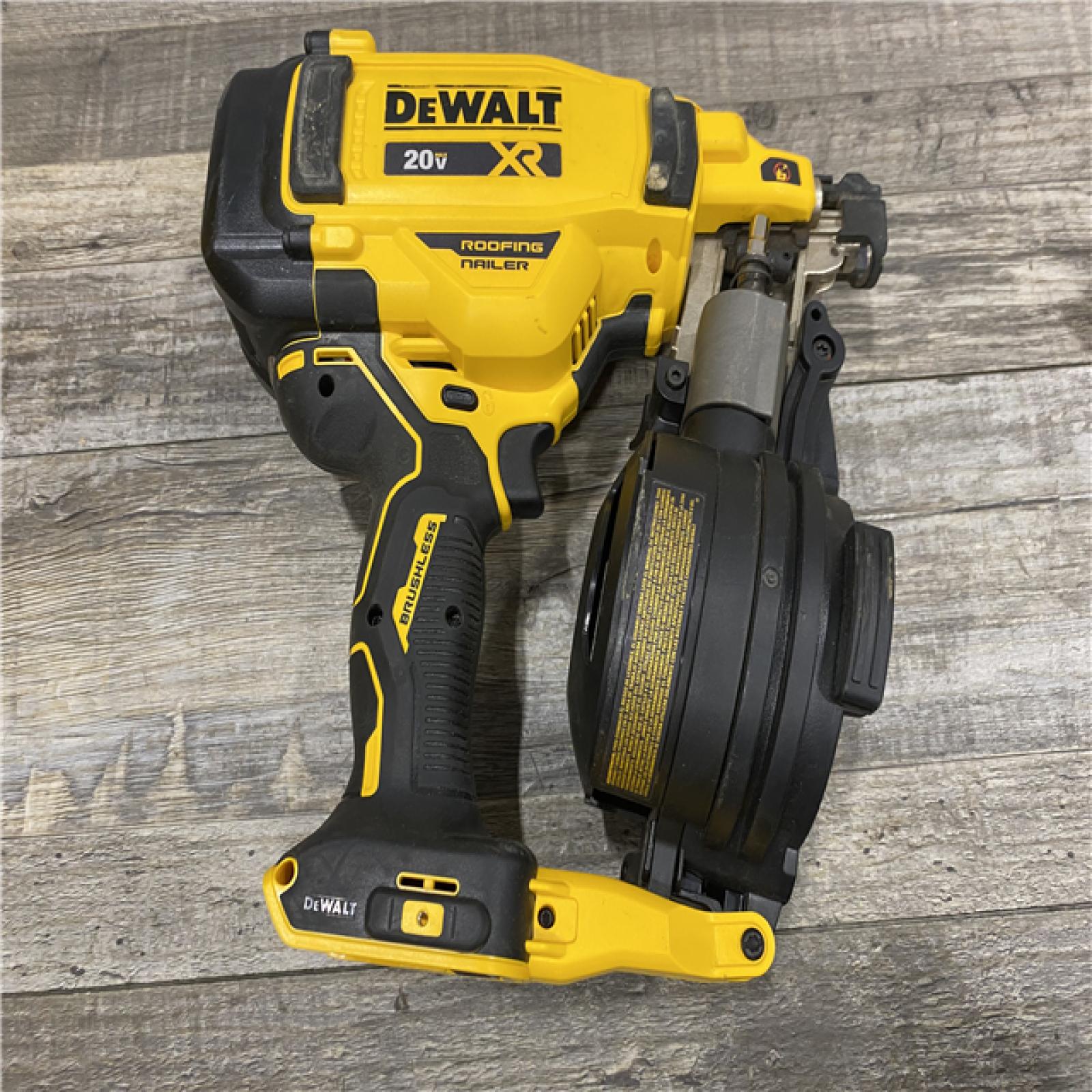 AS-IS DEWALT 20V MAX Lithium-Ion 15-Degree Electric Cordless Roofing Nailer Kit