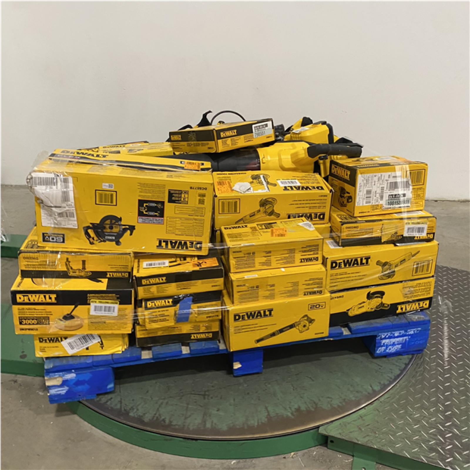 Dallas Location - As-Is Tool Pallet