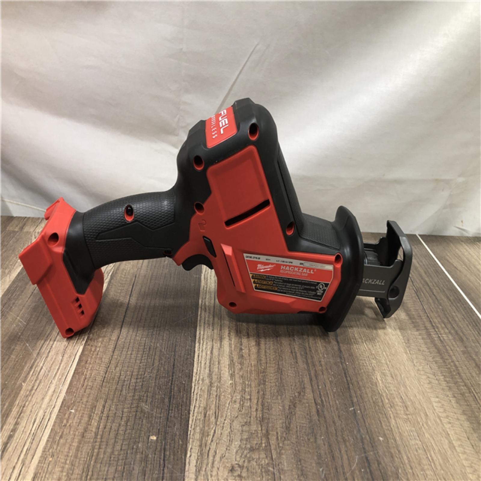 AS-IS Milwaukee FUEL 18V Lithium-Ion Brushless Cordless HACKZALL Reciprocating Saw Kit