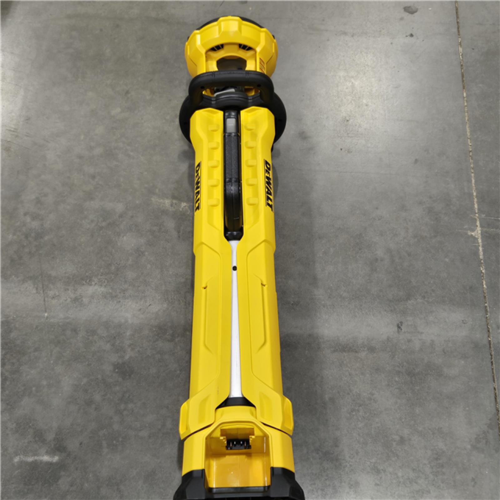 LIKE NEW! - DEWALT DCL079B LED Tripod Light, 20V MAX