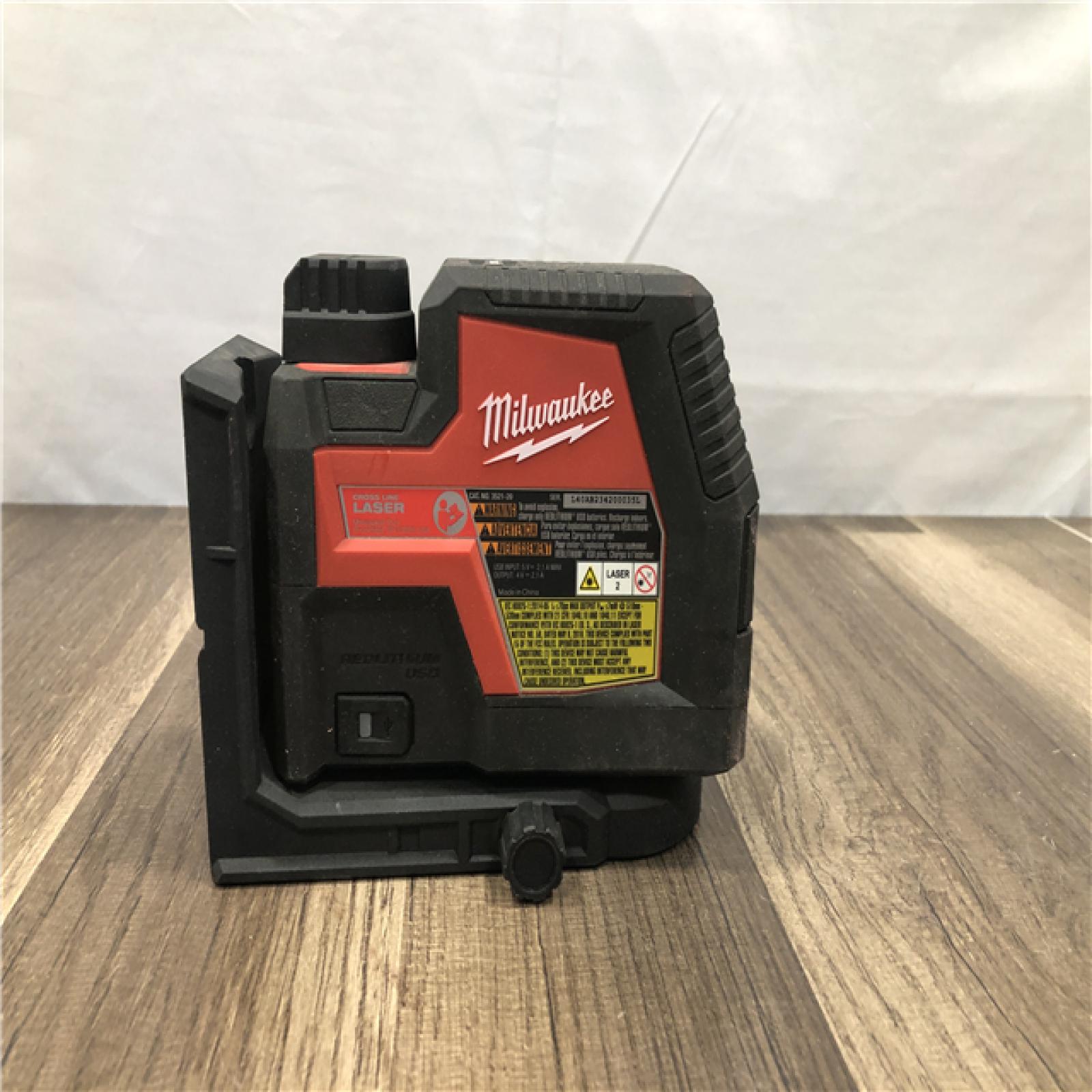 AS-IS MILWAUKEE 100 ft. REDLITHIUM Lithium-Ion USB Green Rechargeable Cross Line Laser Level (TOOL ONLY)