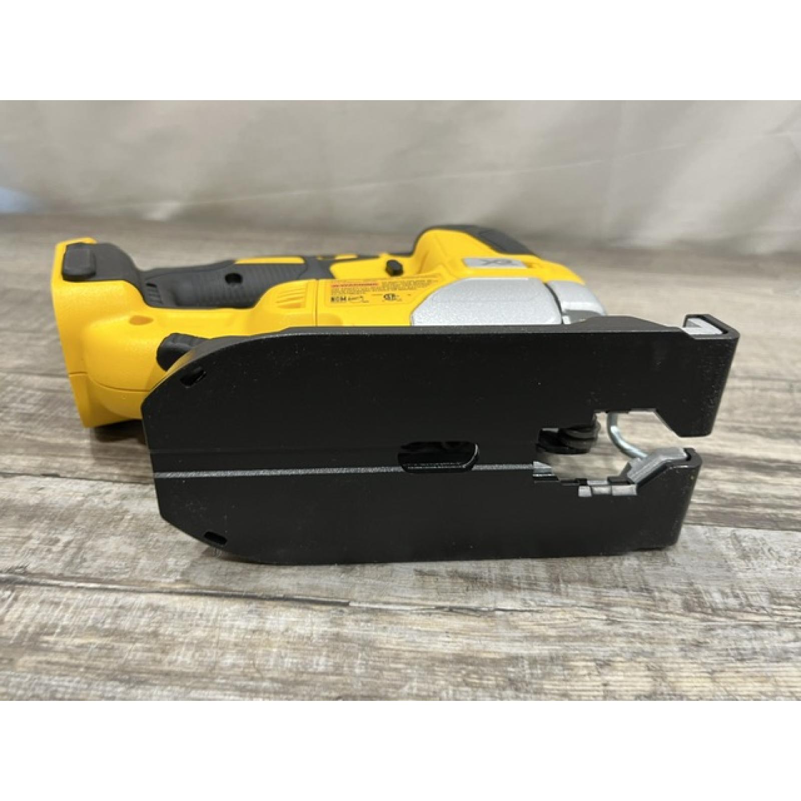 NEW - DEWALT 20V MAX XR Cordless Brushless Jigsaw (Tool Only)