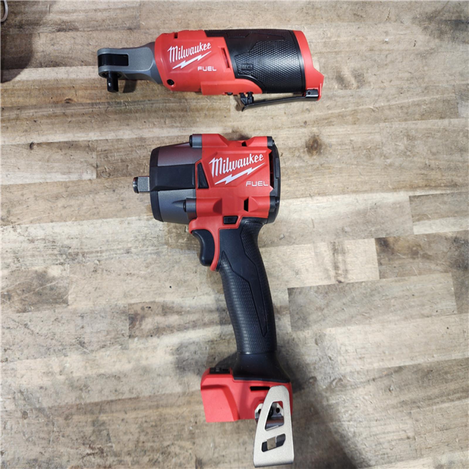 HOUSTON LOCATION - AS-IS Milwaukee FUEL 18V Cordless Mid Torque 1/2 in. Impact Wrench w/ M12 FUEL 3/8 in. Ratchet & Battery/Charger Combo Kit