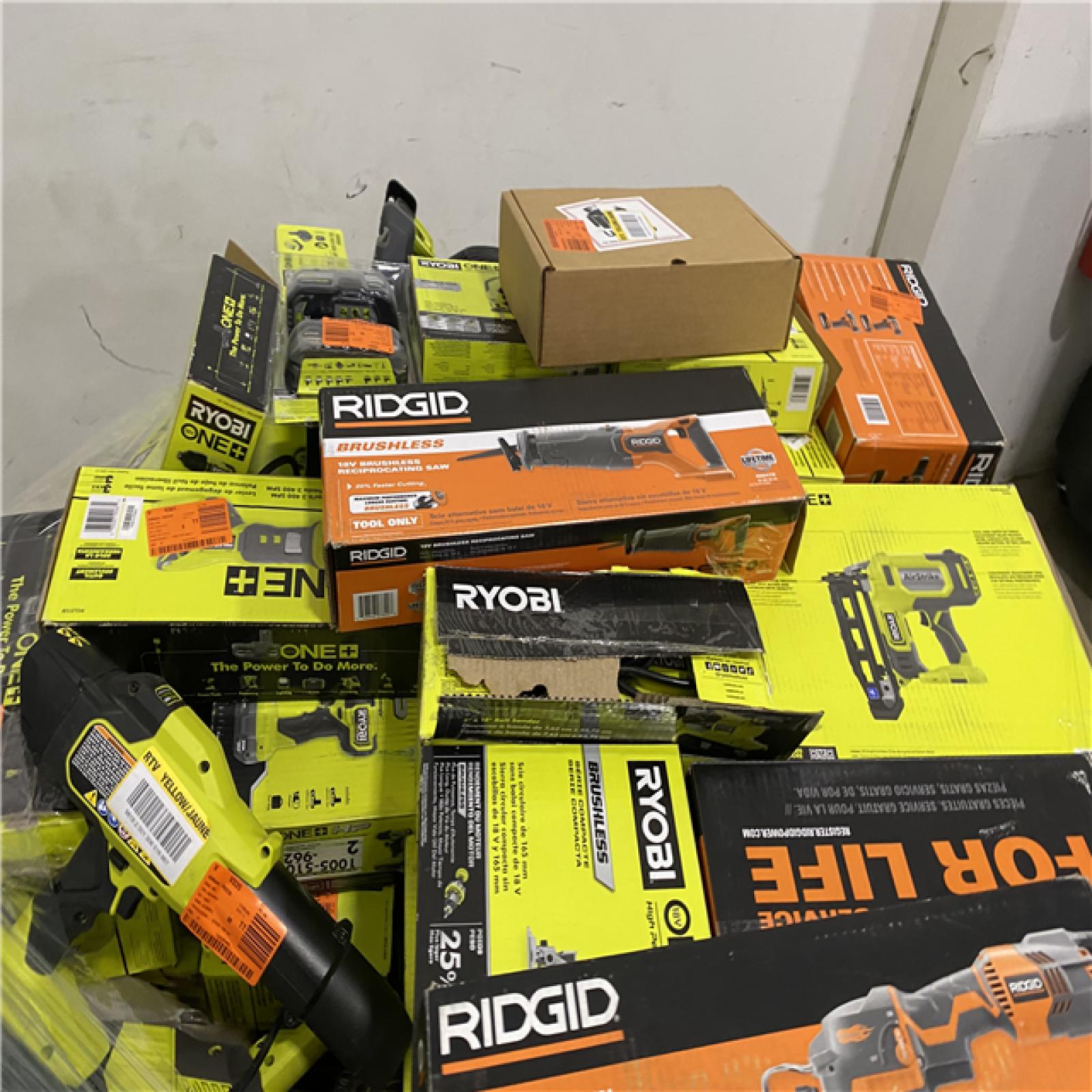 Dallas Location - As-Is Tool Pallet