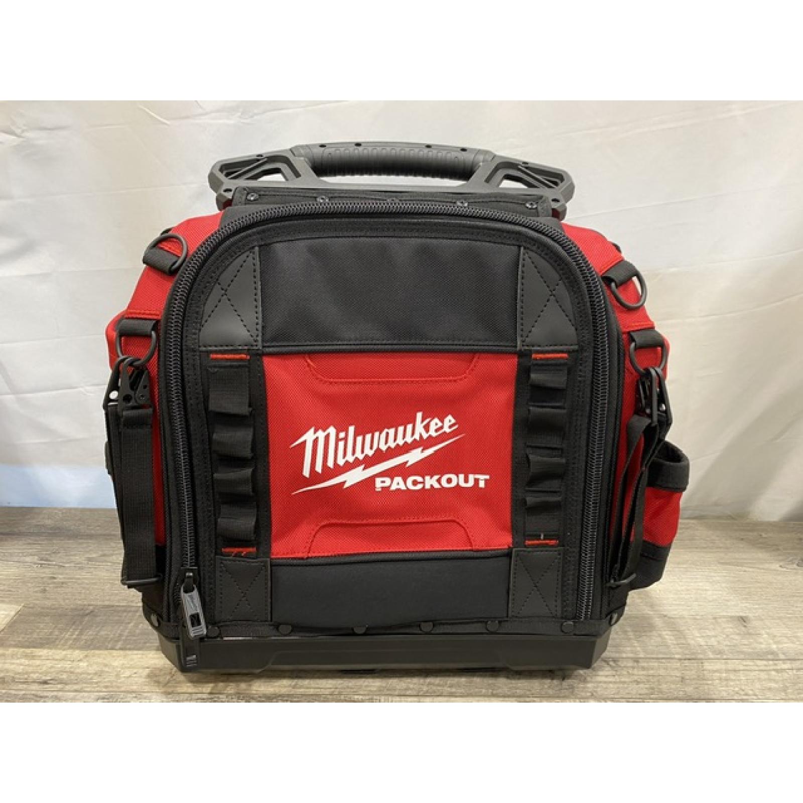 NEW - Milwaukee PACKOUT 15 in. Structured Tool Bag