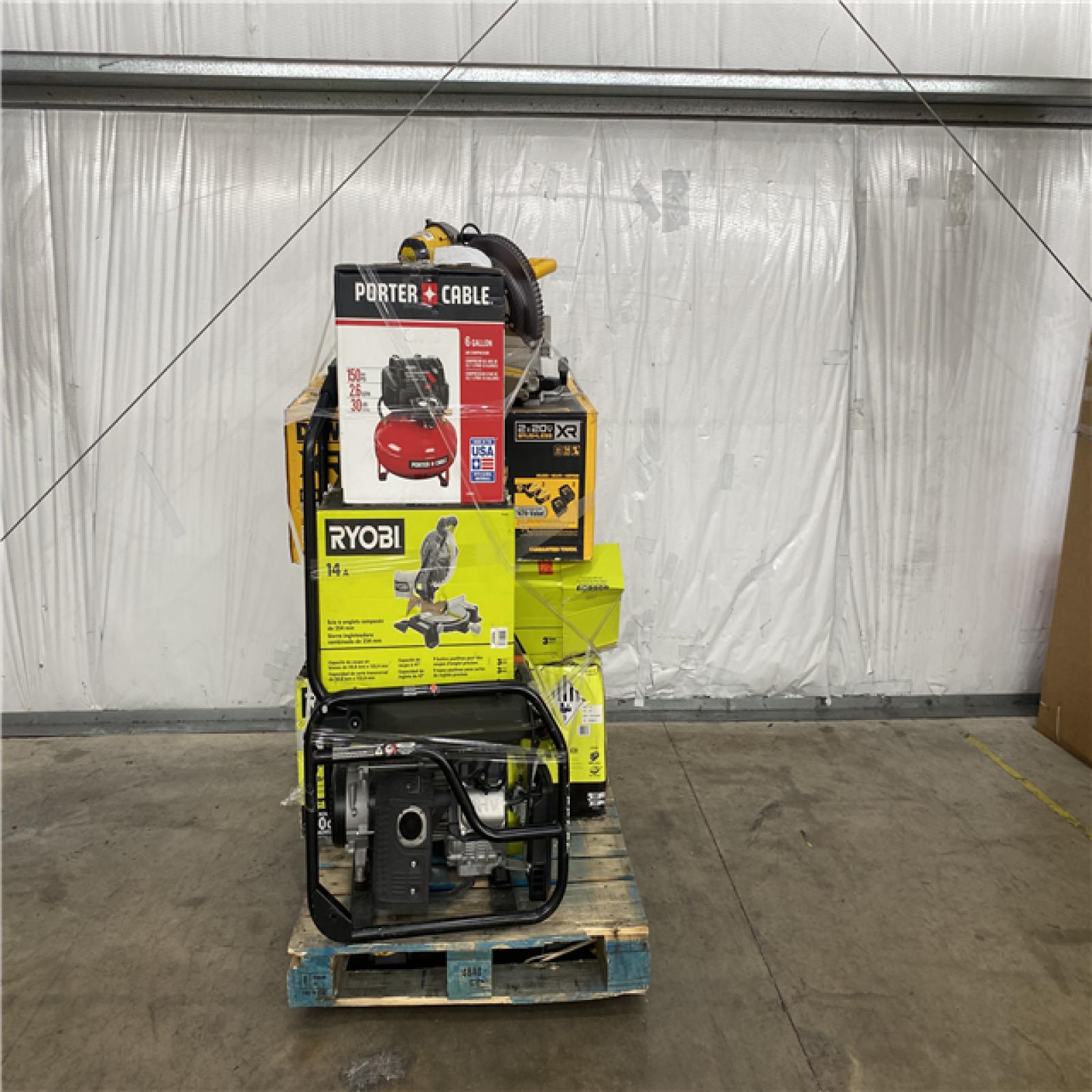Houston Location AS IS - Tool Pallet