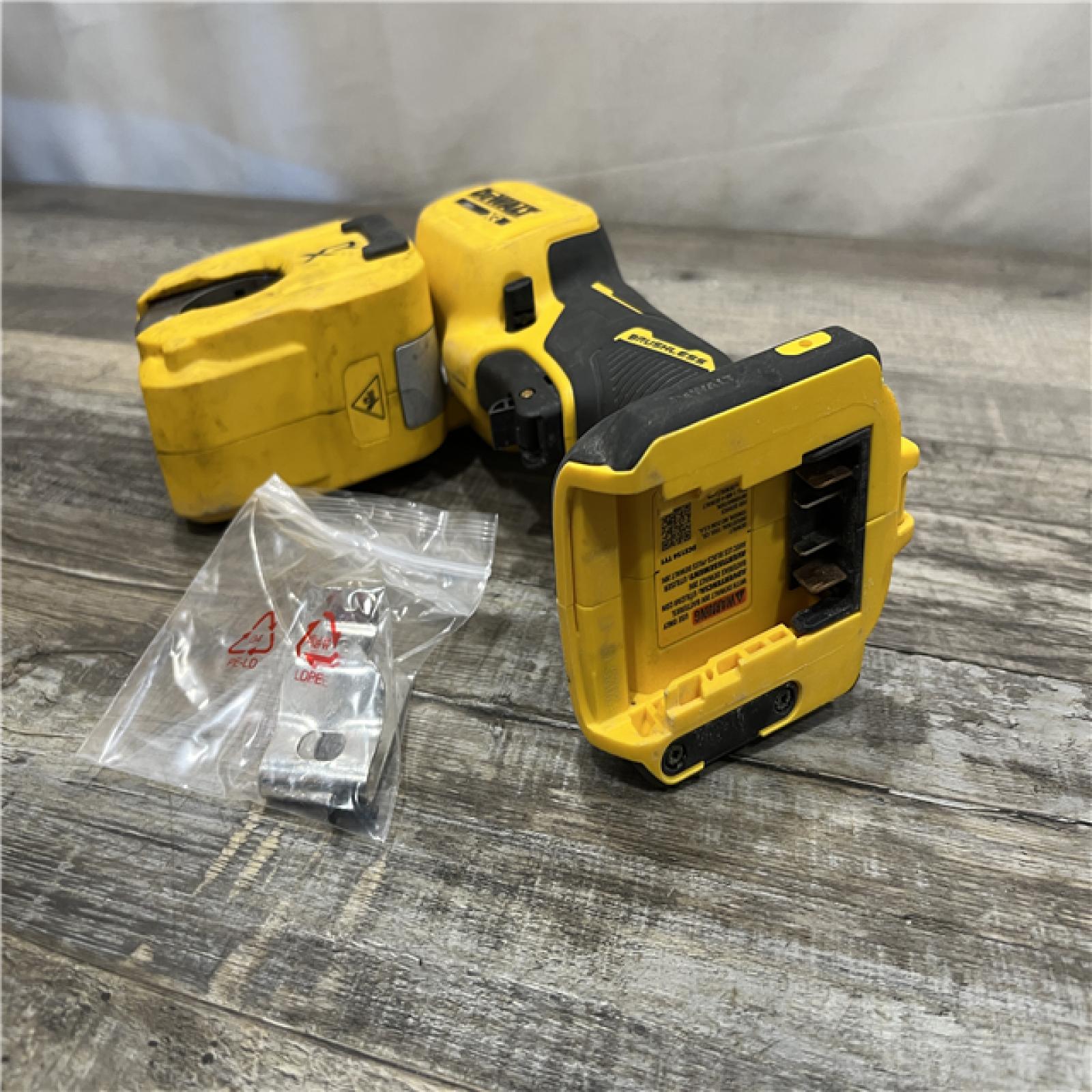 AS-IS DEWALT 20-Volt MAX XR Copper Cutter (Tool Only)