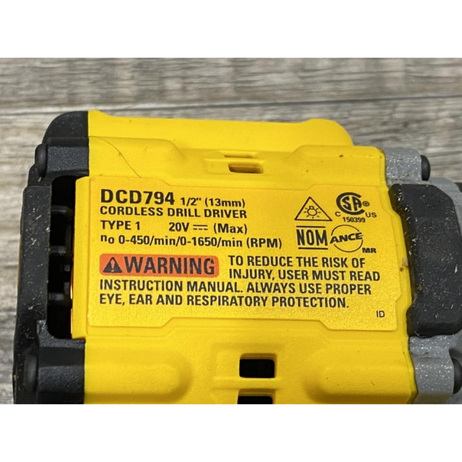 AS-IS DEWALT Atomic 20V Lithium-Ion Cordless Compact 1/2 in. Drill/Driver Kit