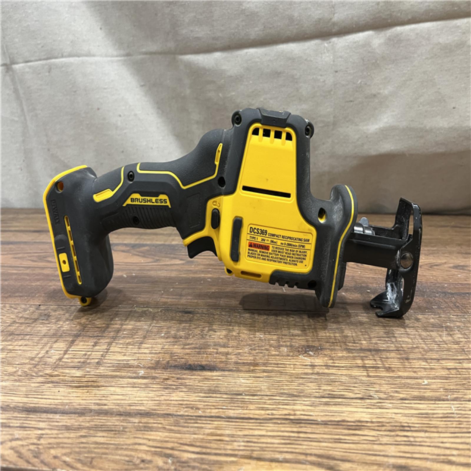 AS-IS Dewalt DCS369B ATOMIC 20V MAX Cordless One-Handed Reciprocating Saw (Tool Only)