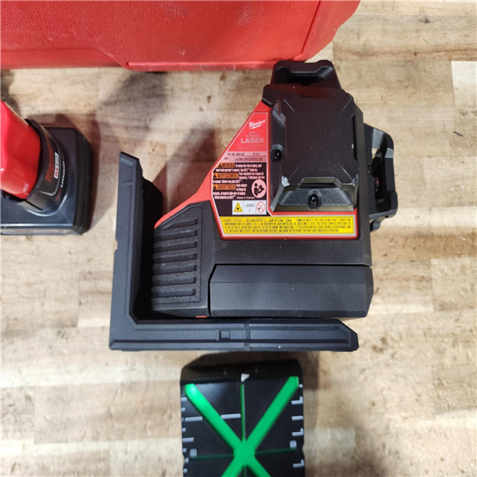 HOUSTON LOCATION - AS - IS Milwaukee 12-Volt Lithium-Ion Cordless Green 250 ft. 3-Plane Laser Level Kit