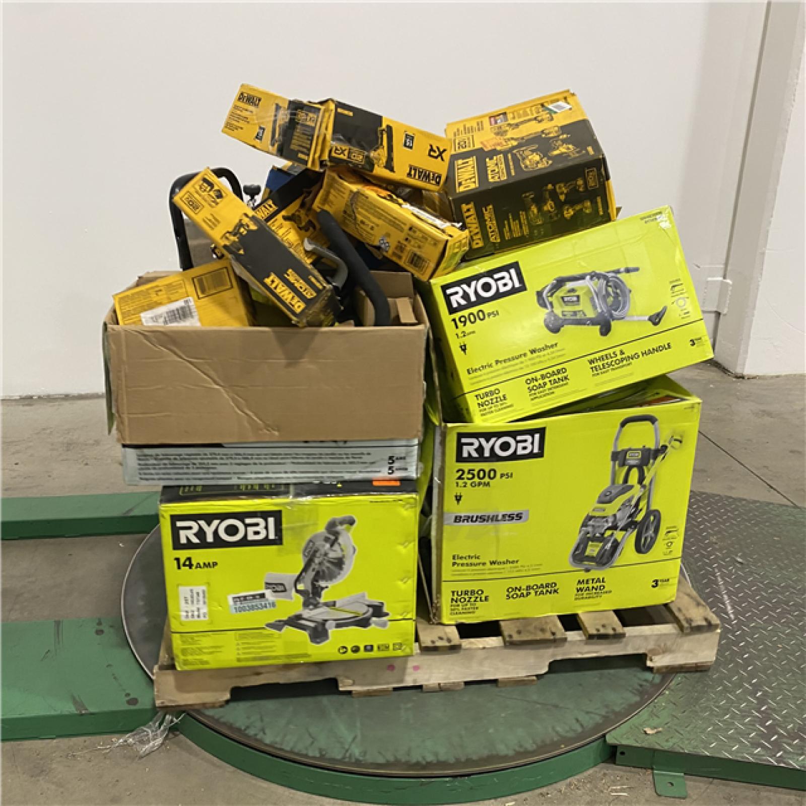 Dallas Location - As-Is Tool Pallet