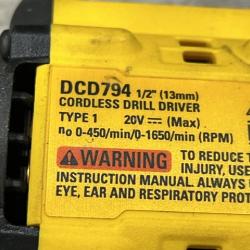AS-IS DEWALT Atomic 20V Lithium-Ion Cordless Compact 1/2 in. Drill/Driver Kit