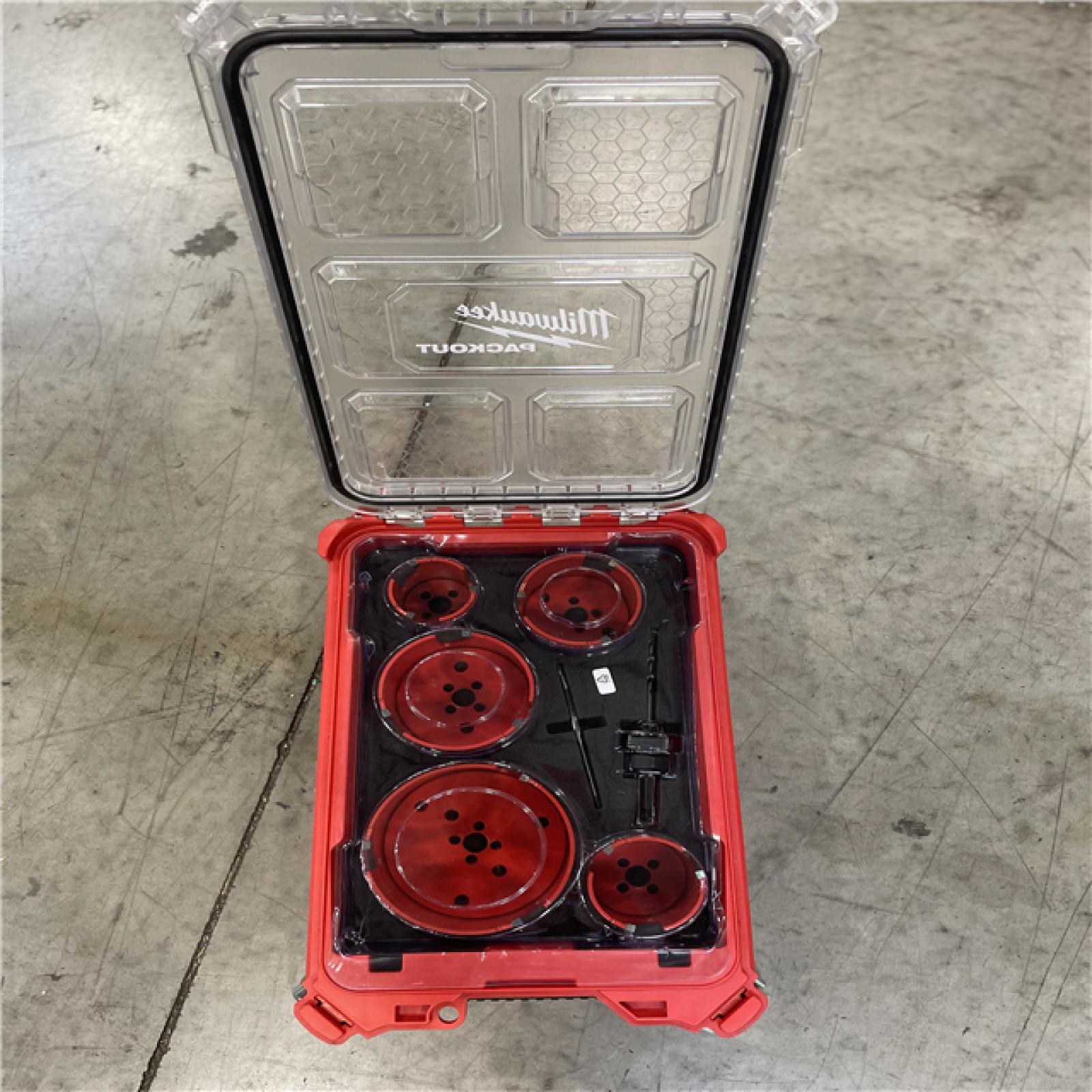 NEW!- Milwaukee BIG HAWG Carbide Hole Saw Kit