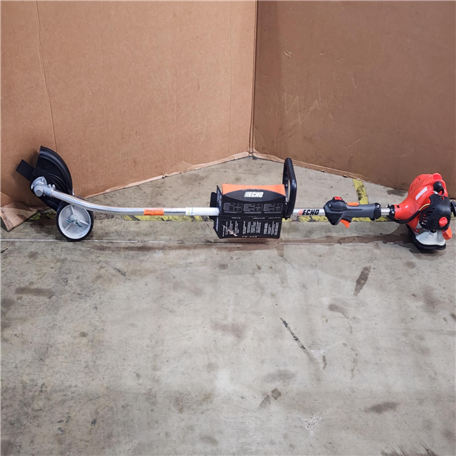 HOUSTON LOCATION - AS-IS ECHO 21.2 cc Gas 2-Stroke Lawn Edger