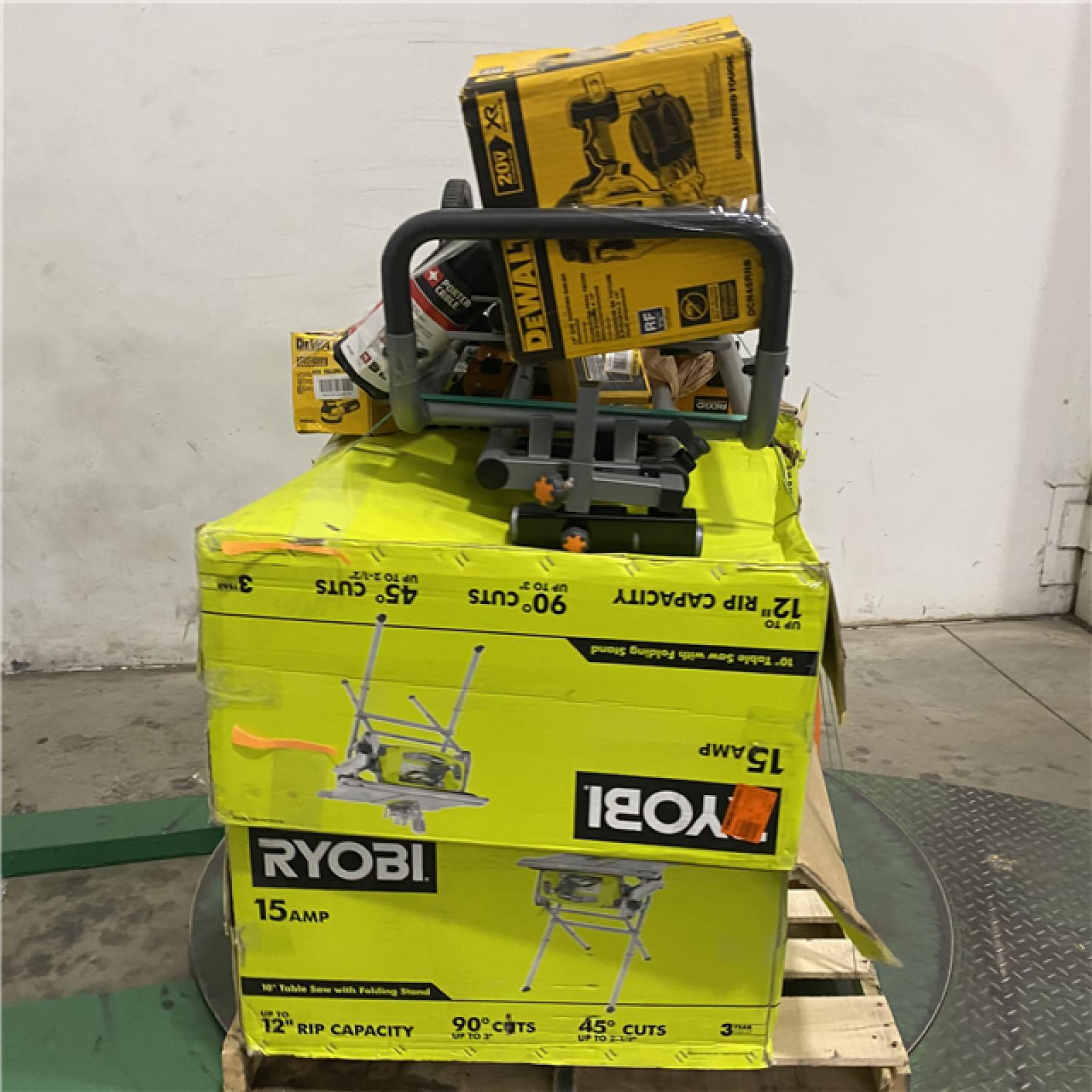 Dallas Location - As-Is Tool Pallet