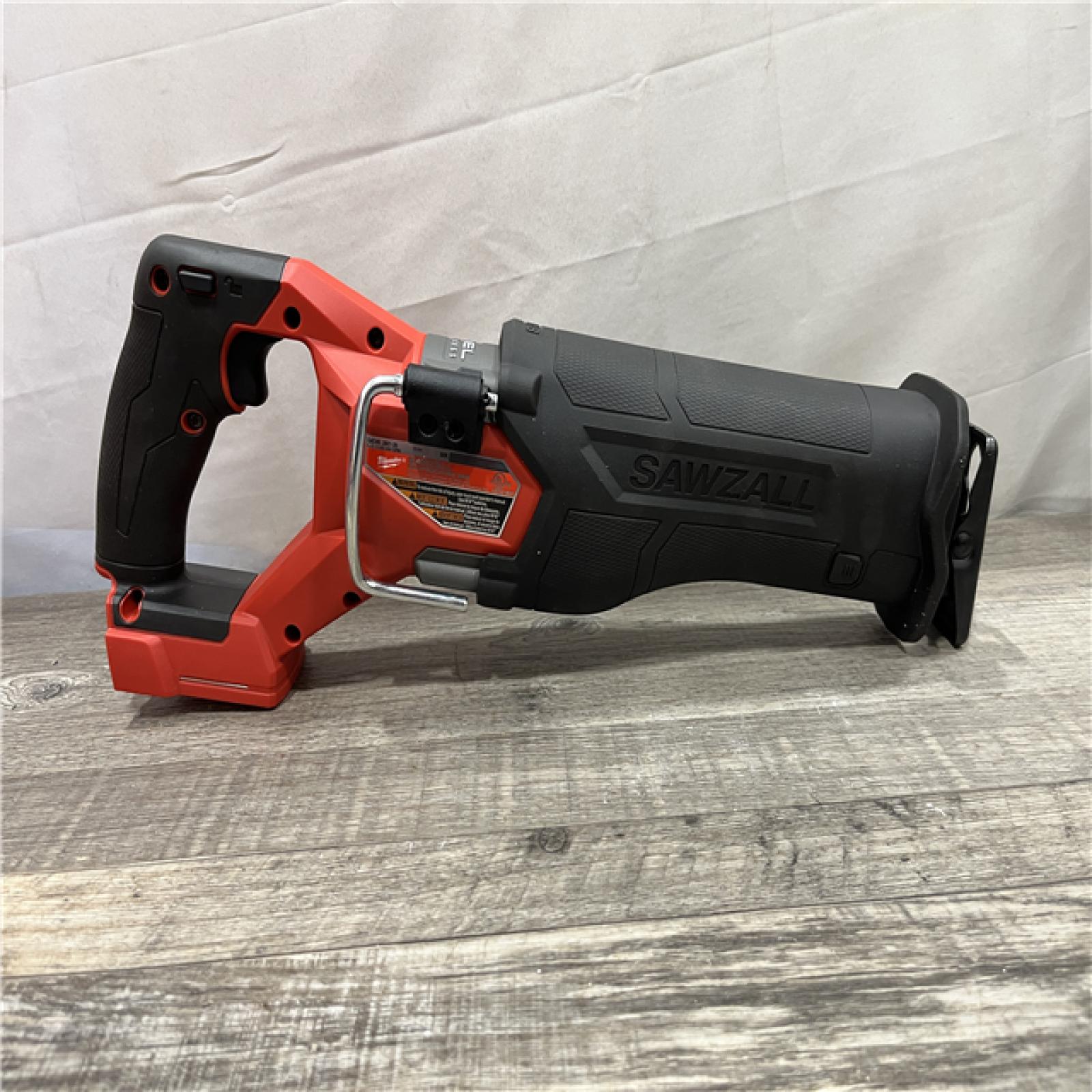 AS-IS Milwaukee FUEL GEN-2 18V Lithium-Ion Brushless Cordless SAWZALL Reciprocating Saw (Tool-Only)
