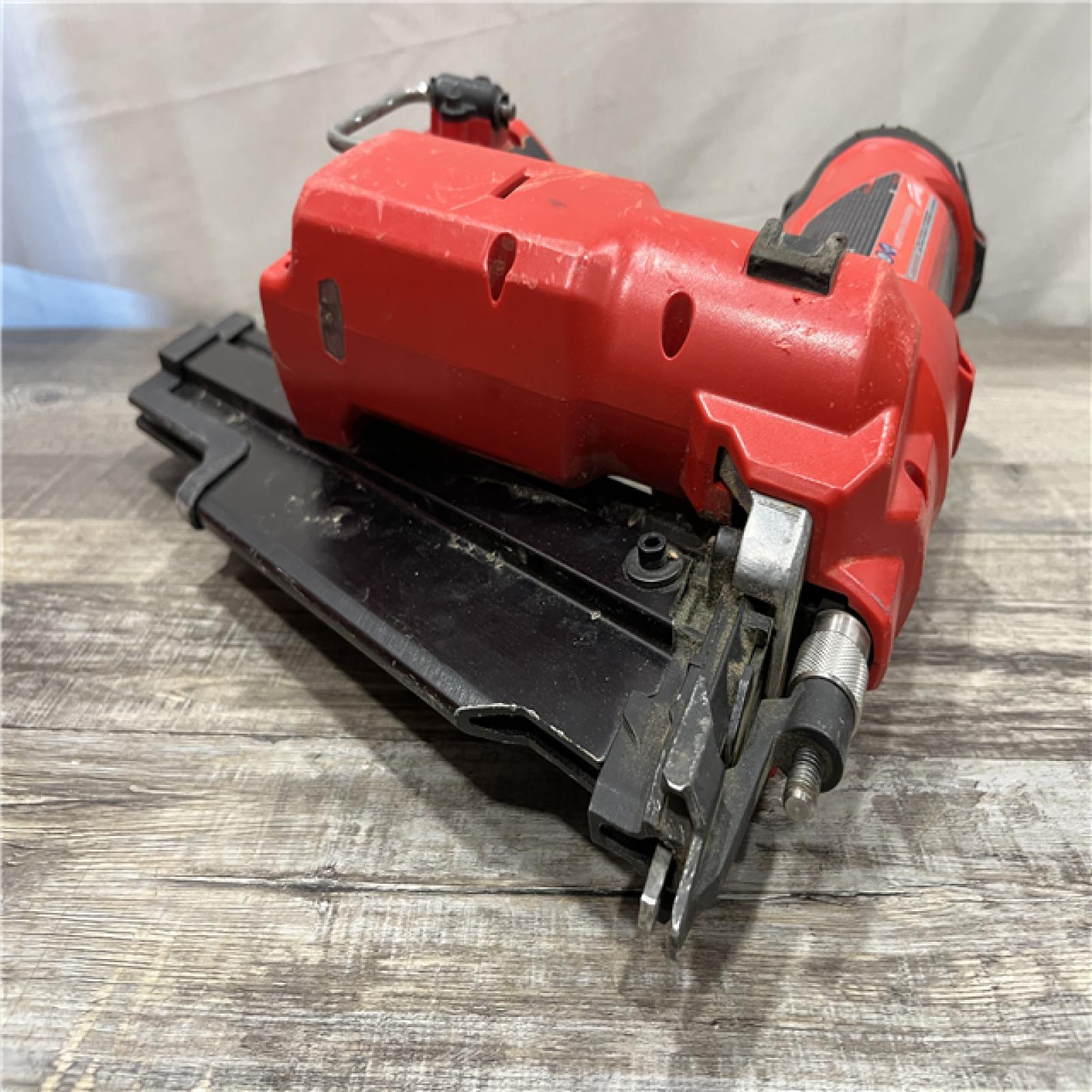 AS-IS Milwaukee FUEL 3-1/2 in. 18-Volt 21-Degree Lithium-Ion Brushless Cordless Framing Nailer (Tool-Only)