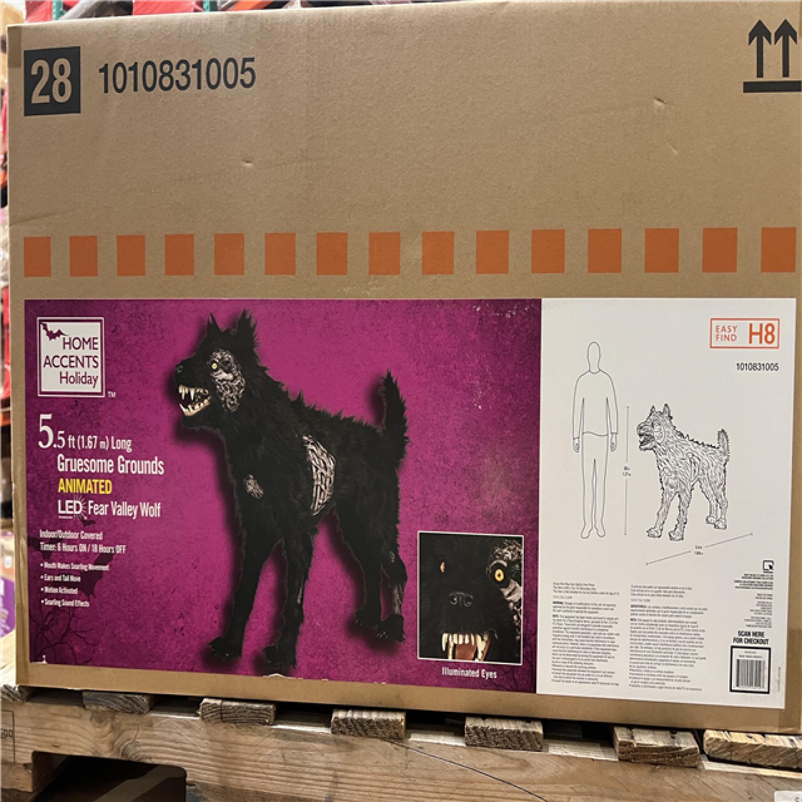 DALLAS LOCATION- AS-IS Home Accents Holiday 5.5 ft. Gruesome Grounds Animated LED Fear Valley Wolf H8
