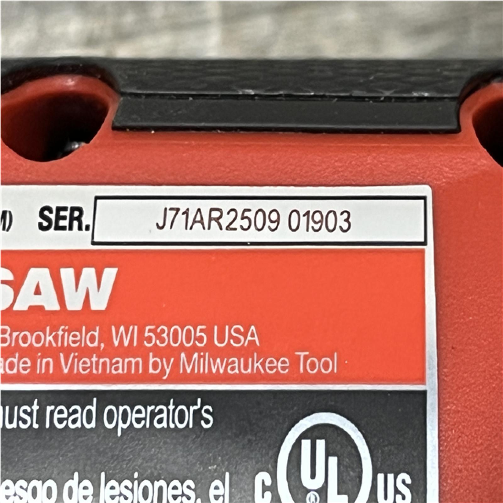 AS-IS Milwaukee FUEL 18V Lithium-Ion Brushless Cordless Barrel Grip Jig Saw (Tool Only)