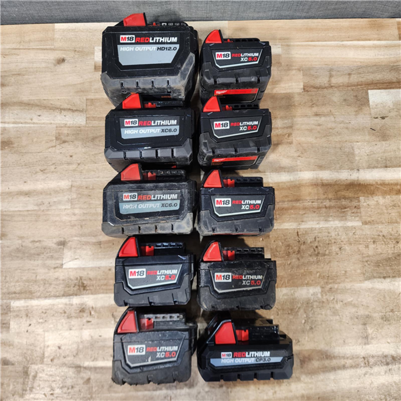 HOUSTON LOCATION - AS-IS MILWAUKEE BATTERY PACK QTY - 10