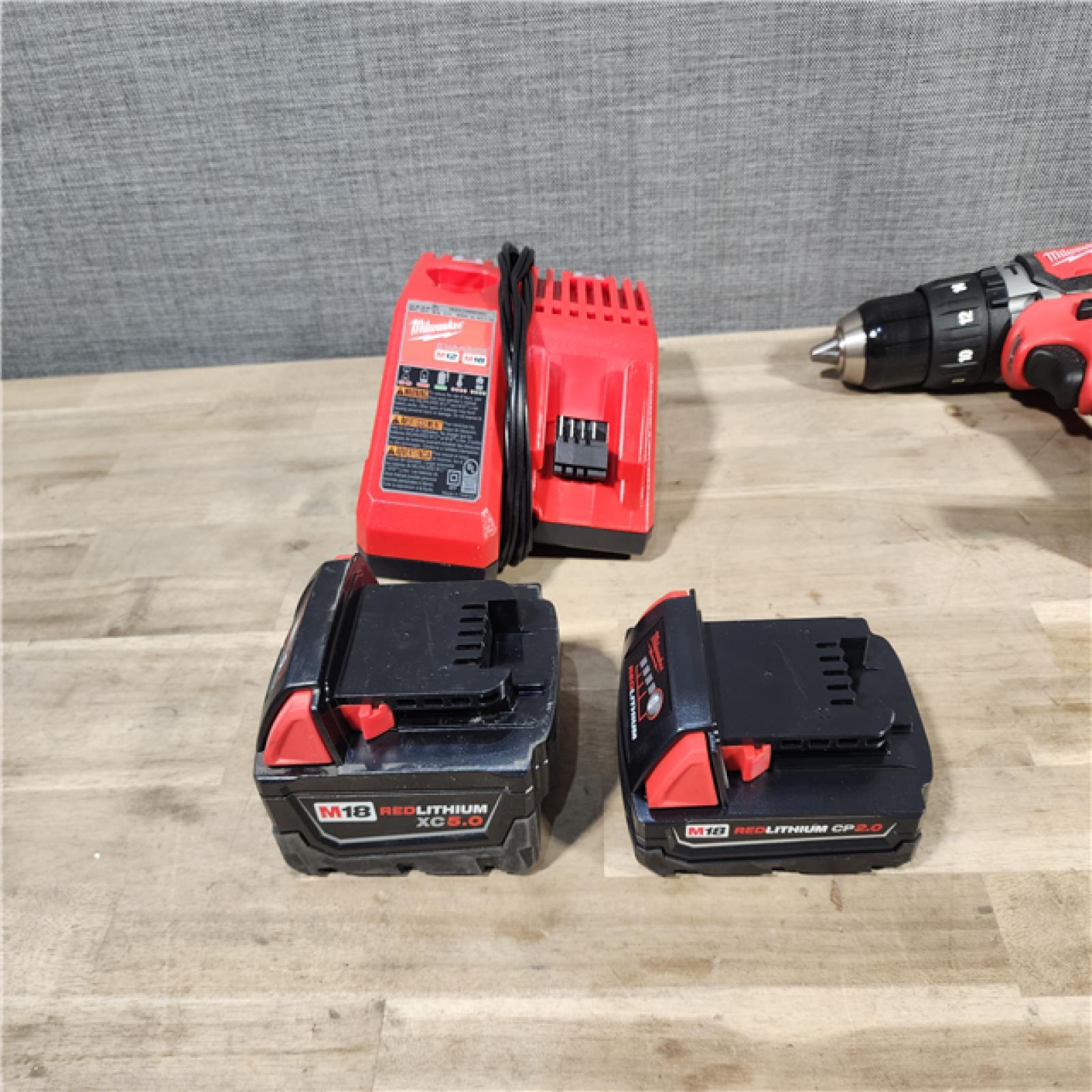 HOUSTON LOCATION - AS-IS Milwaukee 5 Tool Combo Kit W/ (2) Battery & Charger