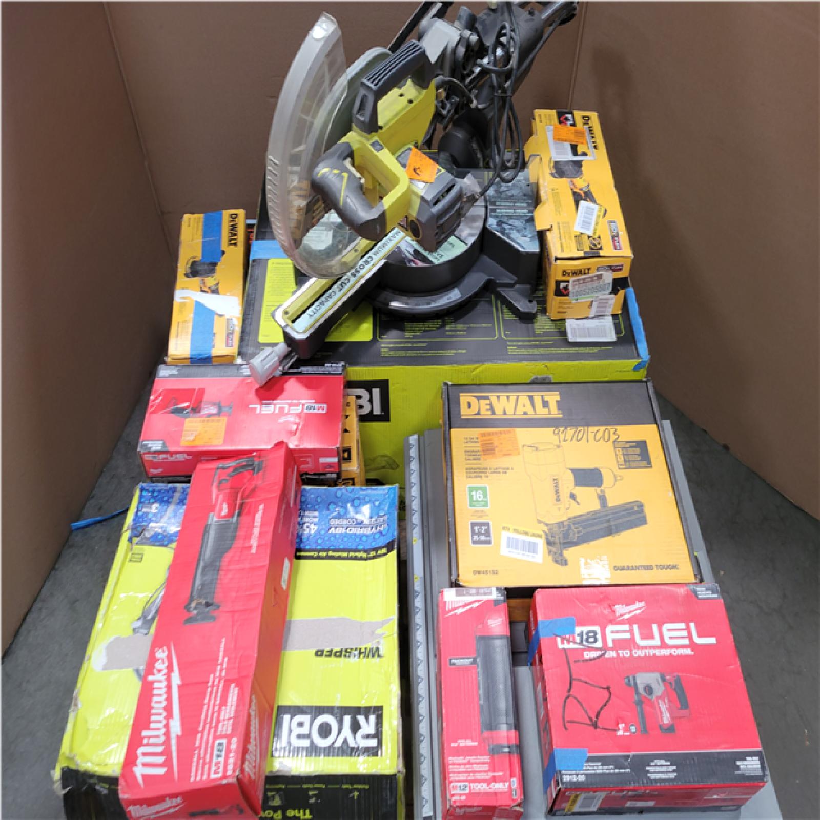 CALIFORNIA AS-IS TOOL PALLET