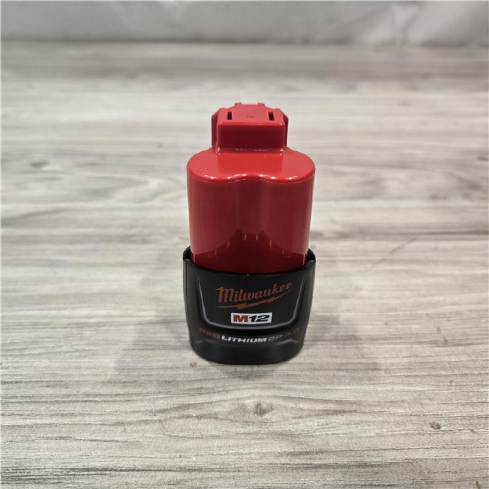 AS-IS Milwaukee Medium Men's M12 Heated TOUGHSHELL Jacket