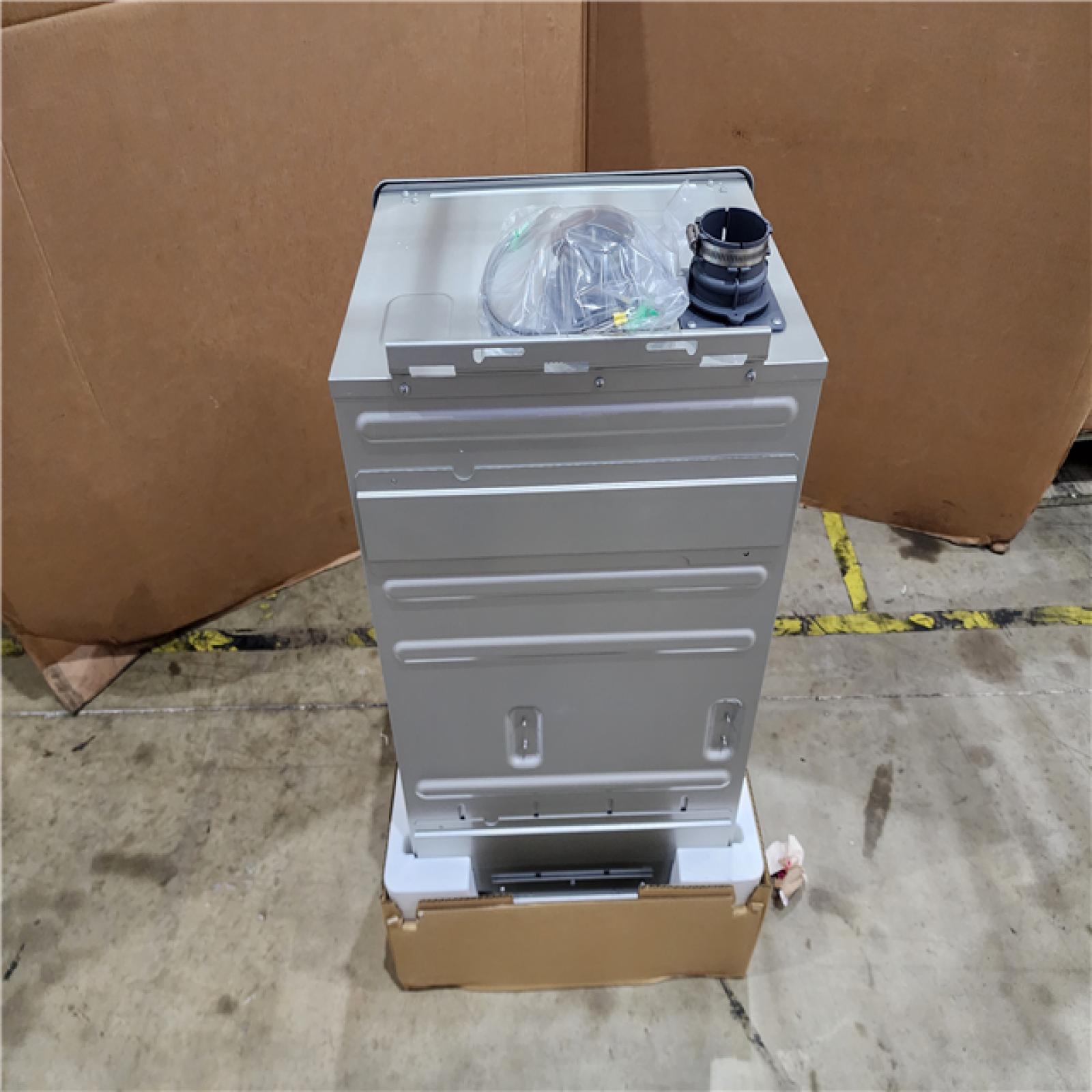 HOUSTON LOCATION - AS-IS (NEW) Noritz NRCR111DV Condensing Tankless Gas Water Heater