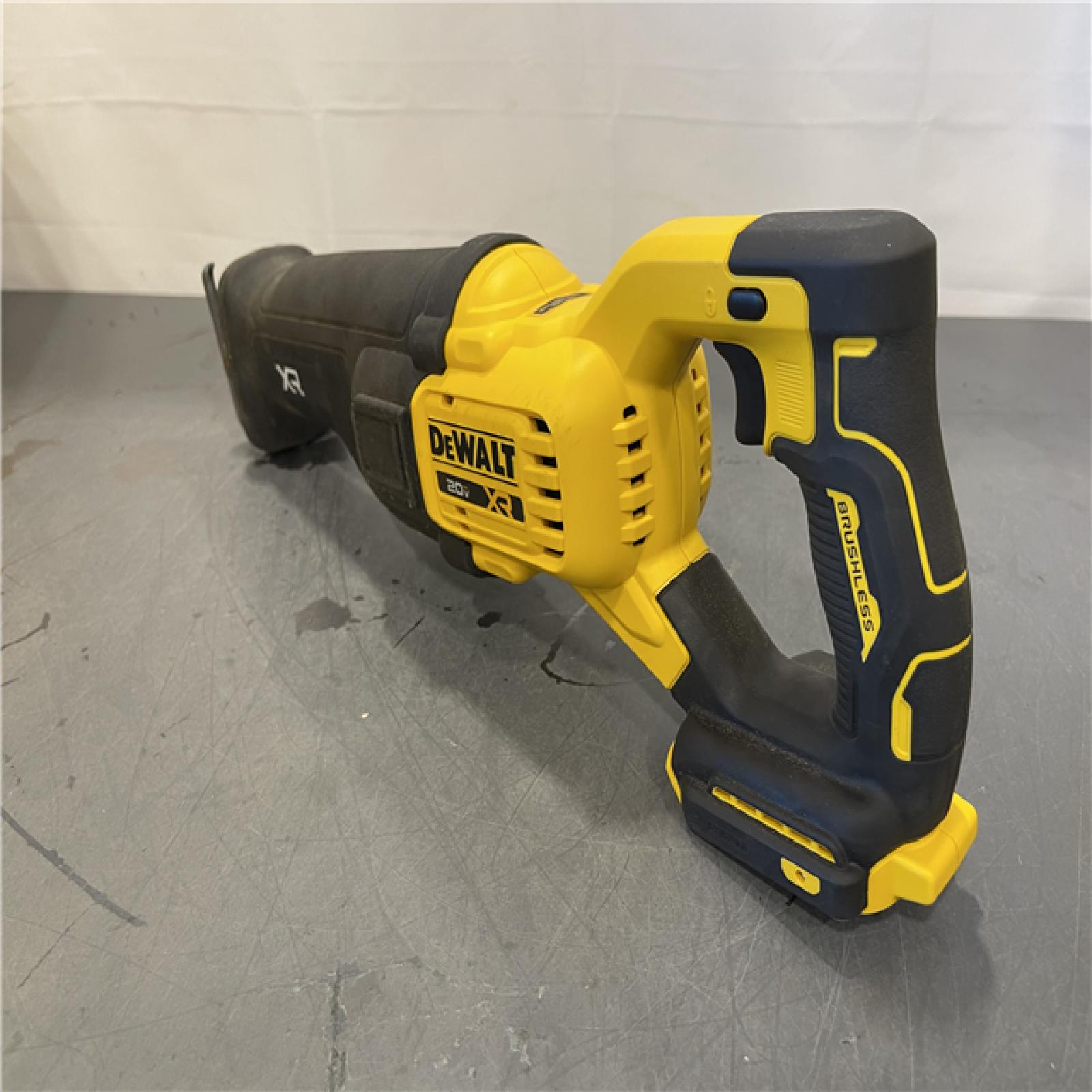AS-IS - DeWalt 20V MAX XR Cordless Brushless Reciprocating Saw