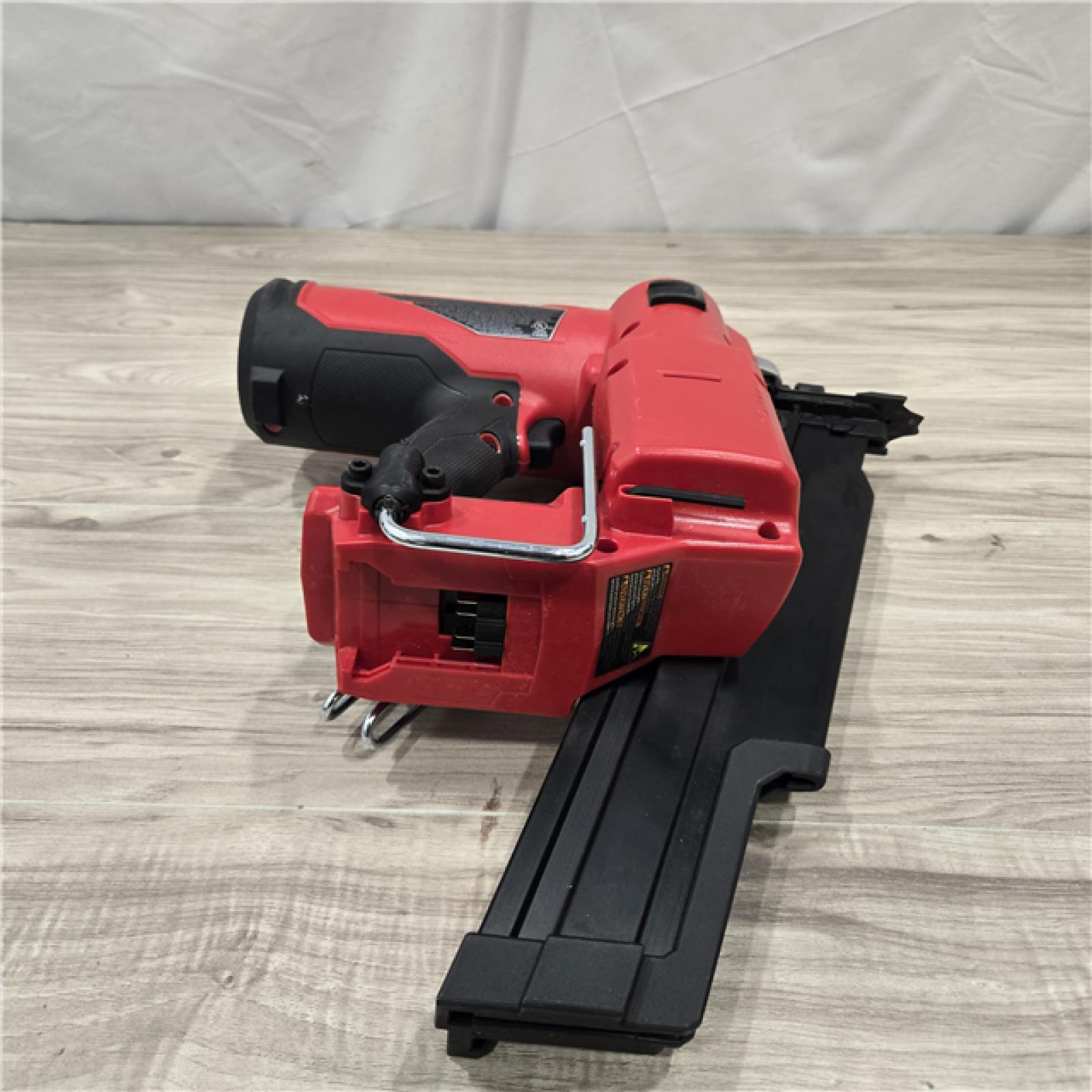 AS-IS Milwaukee 2744-20 M18 FUEL 3-1/2 in. 18V 21-Degree Cordless Framing Nailer (Tool-Only)