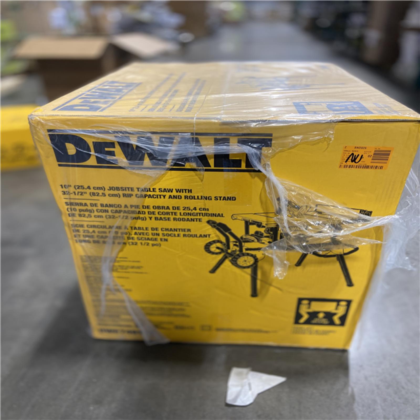 NEW! - DEWALT 15 Amp Corded 10 in. Job Site Table Saw with Rolling Stand