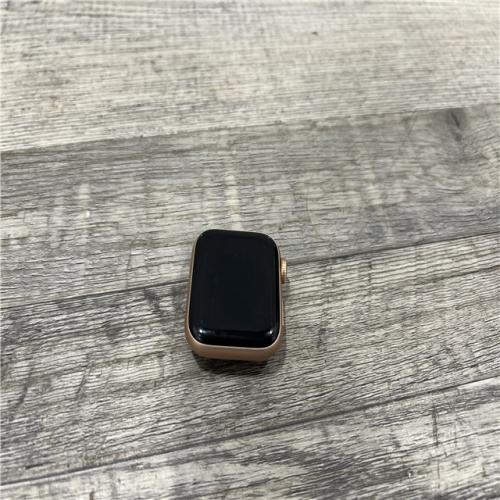AS-IS Apple Watch SE (2st Generation GPS + Cellular) 40mm Gold Aluminum Case
