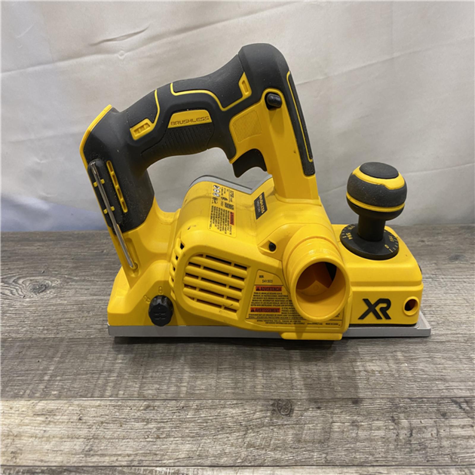 AS-IS DEWALT 20V MAX XR Cordless Brushless 3-1/4 in. Planer (Tool Only)