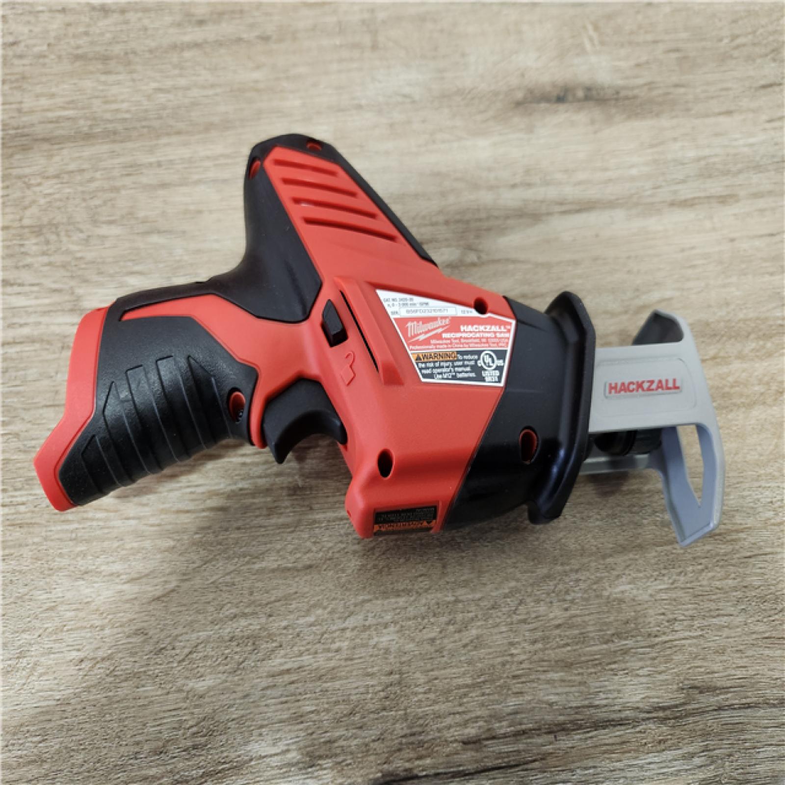 Phoenix Location NEW Milwaukee M12 12V Lithium-Ion Cordless Combo Kit (5-Tool) with Two 1.5 Ah Batteries, Charger and Tool Bag