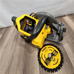LIKE NEW! - DEWALT FLEXVOLT 60V MAX Cordless Brushless 7-1/4 in. Wormdrive Style Circular Saw (Tool Only)