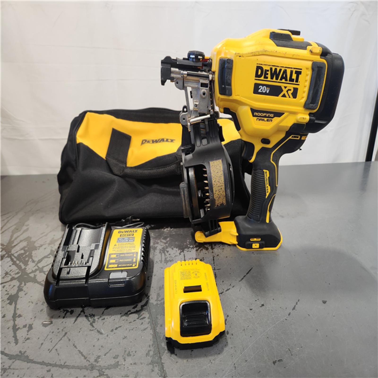 AS-IS- DEWALT 2007898 Roofing Nailer Cordless
