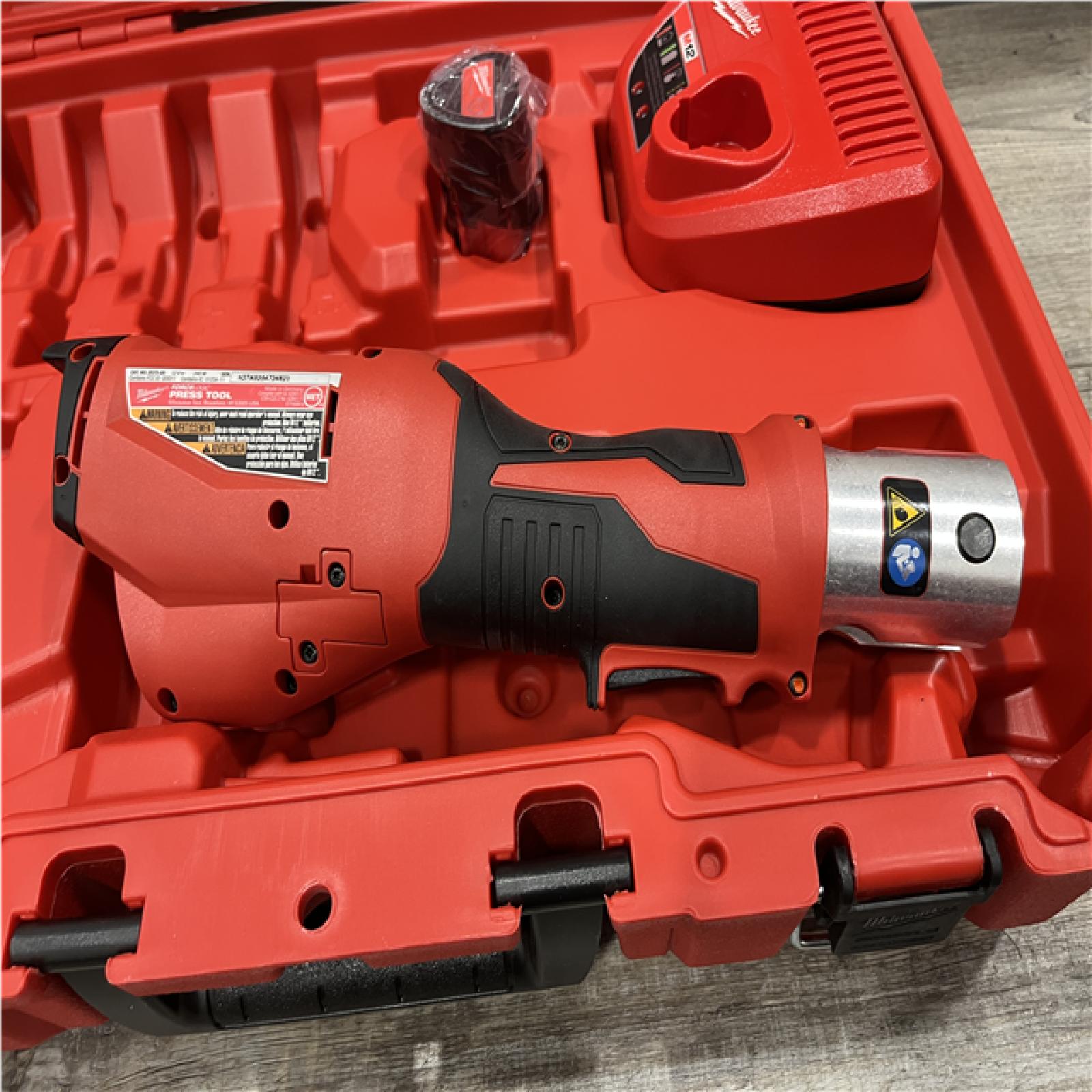NEW - Milwaukee 12-Volt Lithium-Ion FORCE LOGIC Copper Press Tool w/ ONE-KEY